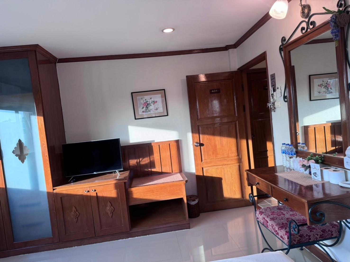 Your Place Inn Карон Экстерьер фото