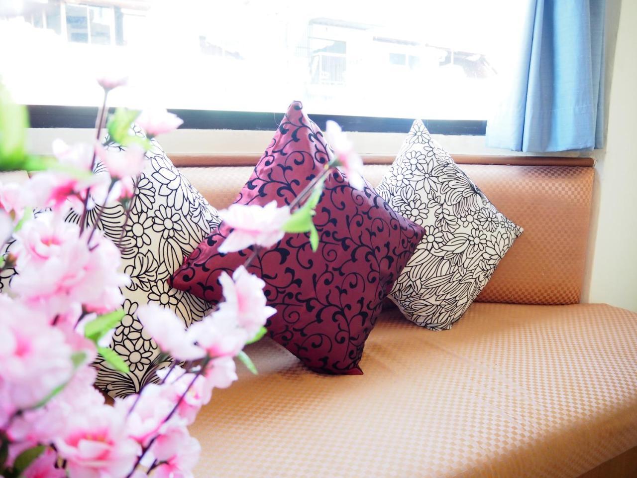 Your Place Inn Карон Экстерьер фото
